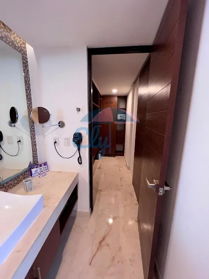 Anah Downtown Luxury Condo Playa del Carmen Apartment